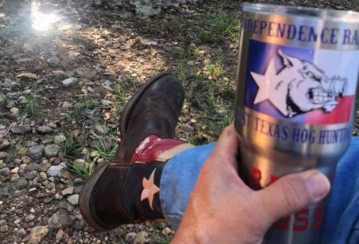 Spot-and-stalk Hunting or Stand Hunting for Wild Pigs in Texas: Which suits You Best?