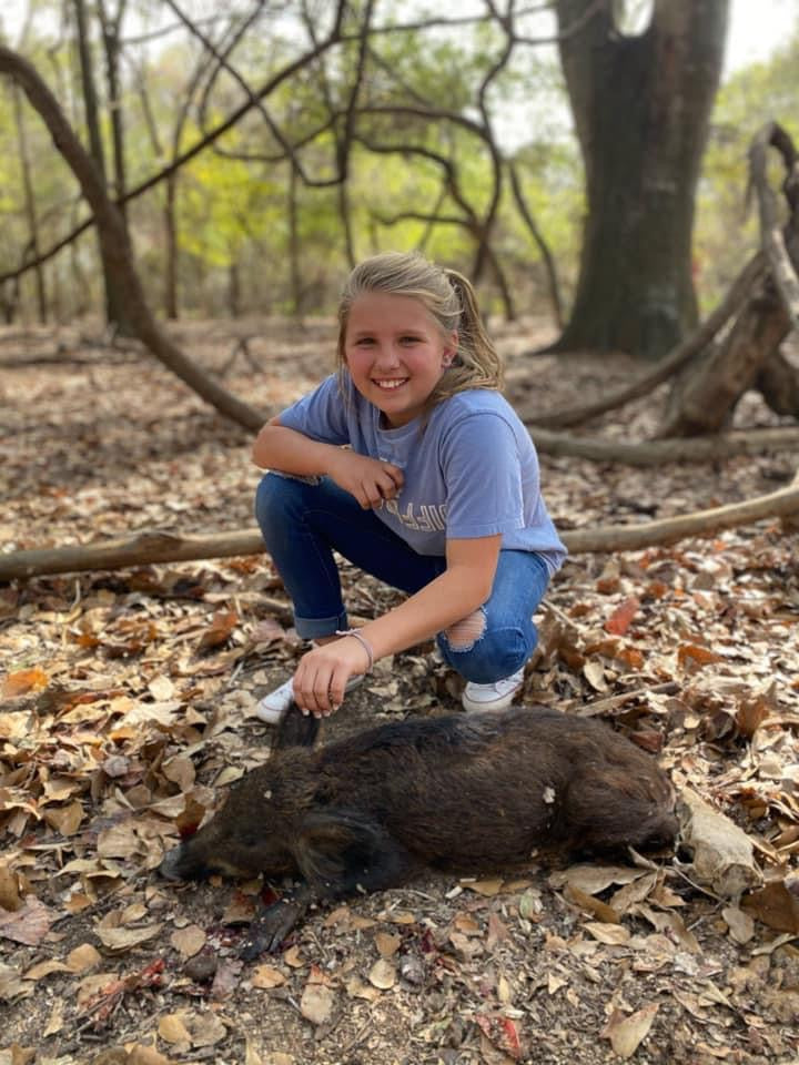 $1199 Ranch Boss Hog Hunt: 1 Man- 3 days/2 nights with Free Meals/Lodging!